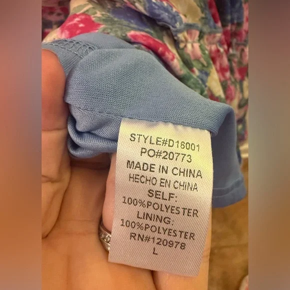 Entro Multicolor Floral Split V neck with Dainty Self Tie Mini Dress - Picture 12 of 13